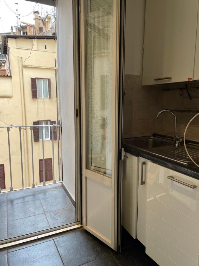 Elegant Apt-Typical Roman Palazzina Pz Alessandria Exterior photo