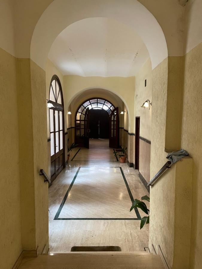 Elegant Apt-Typical Roman Palazzina Pz Alessandria Exterior photo
