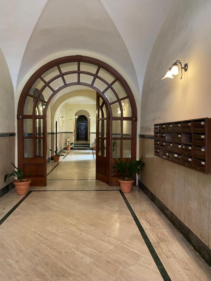 Elegant Apt-Typical Roman Palazzina Pz Alessandria Exterior photo