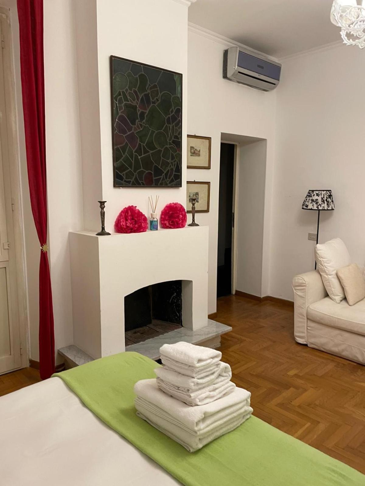 Elegant Apt-Typical Roman Palazzina Pz Alessandria Exterior photo